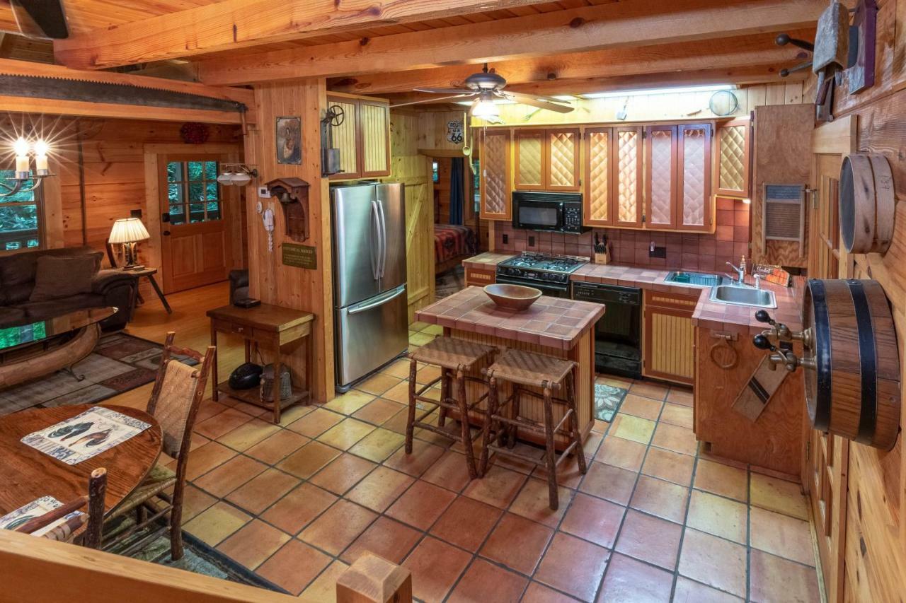 Creekside Bunkhouse Villa Whittier Exteriör bild